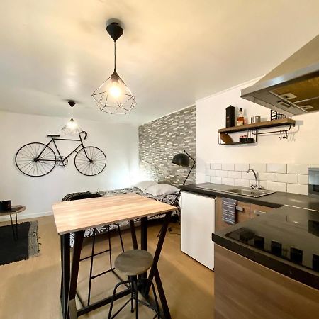 Le Manhattan Studio Apartment มงต์เปอลิเยร์ ภายนอก รูปภาพ
