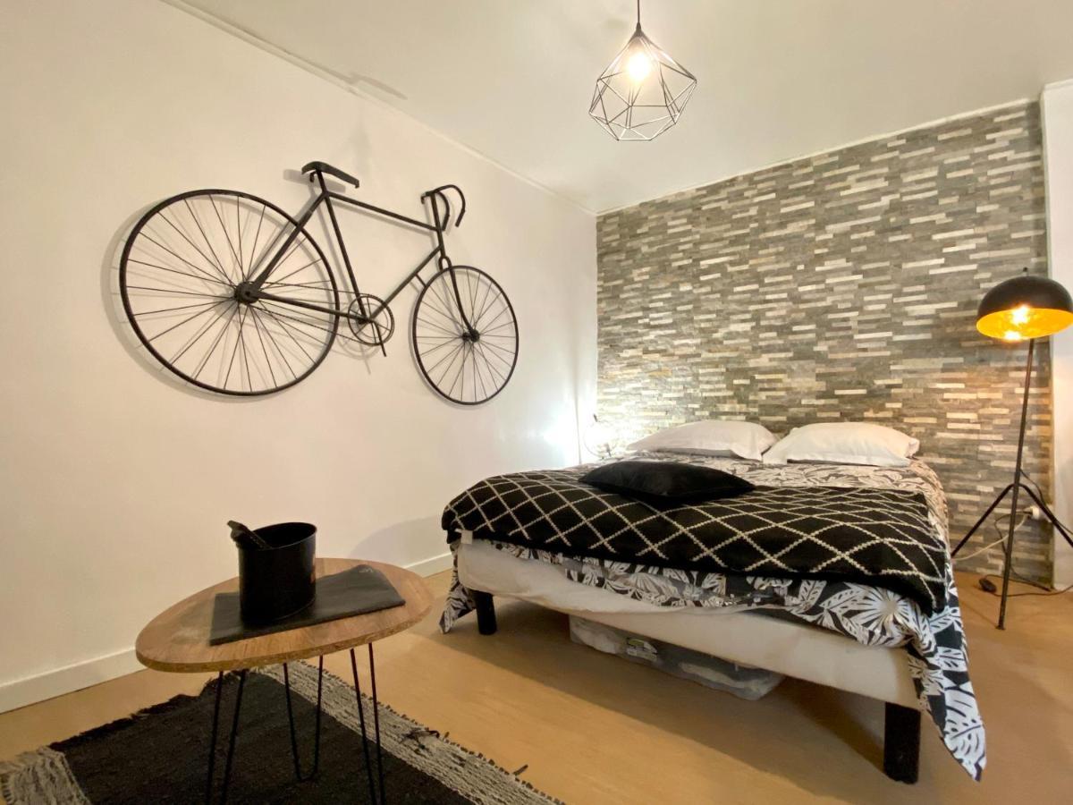 Le Manhattan Studio Apartment มงต์เปอลิเยร์ ภายนอก รูปภาพ